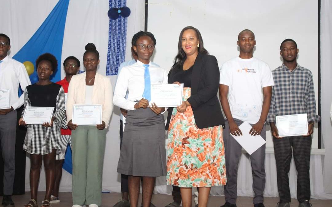 Côte d’ Ivoire : 152 étudiants de l’ Esatic reçoivent des certificats de Smart Africa en cybersécurité (cyberops)