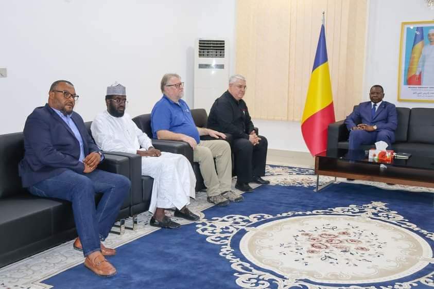 tchad-:-grande-concertation-pour-la-mise-en-oeuvre-du-projet-d’installation-des-emetteurs-d’ondes-courtes 