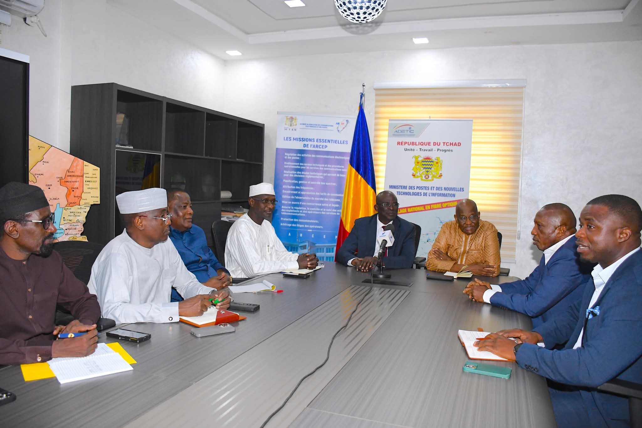 tchad-:-la-qualite-du-reseau-va-de-«-pire-en-pis-»,-l’utilisation-des-services-starlink-encadree