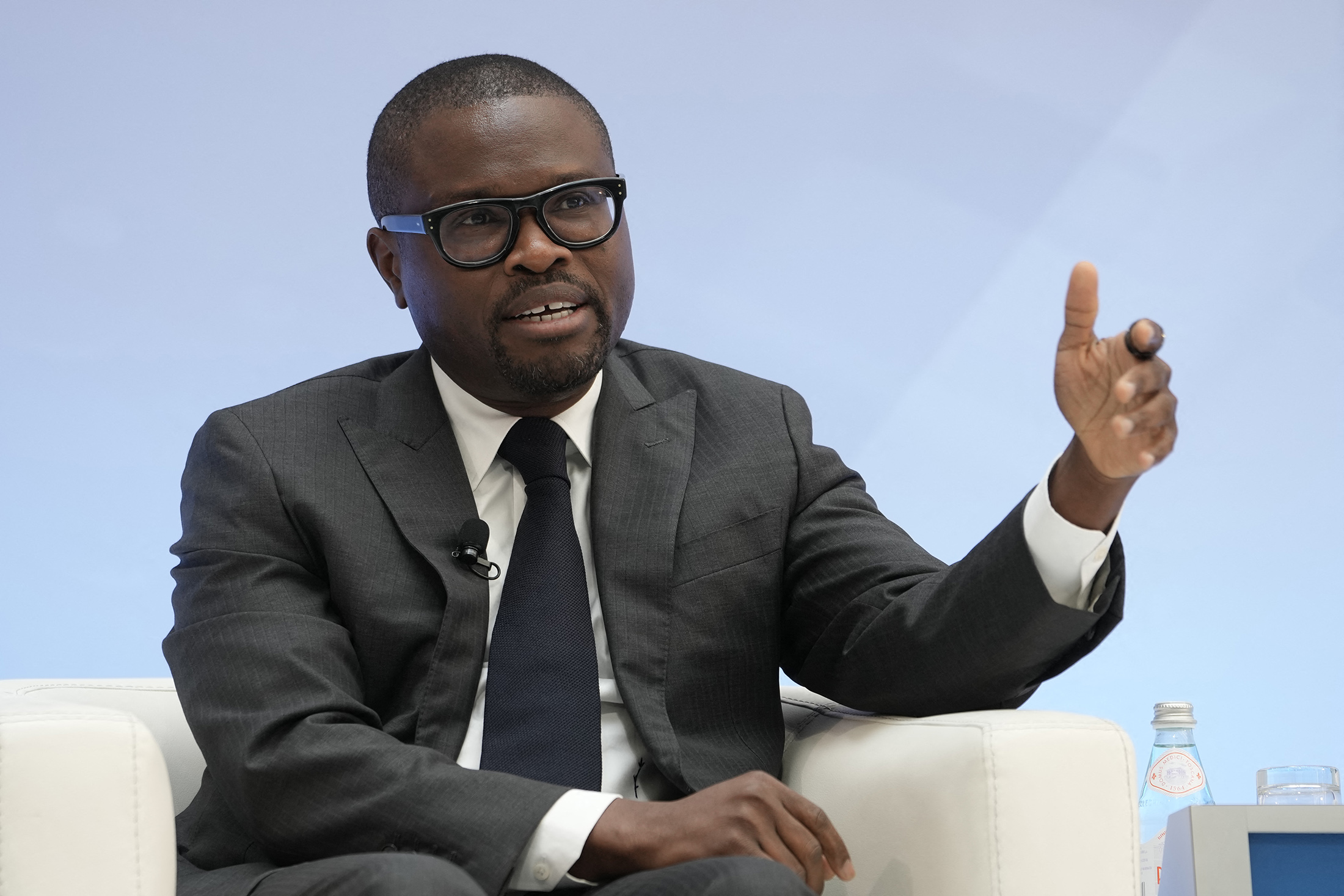 romuald-wadagni,-dauphin-de-talon-et-batisseur-de-la-gouvernance-economique-et-numerique-du-benin